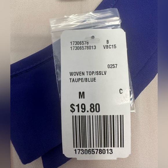 NWT Forever 21 blouse - Picture 2 of 2